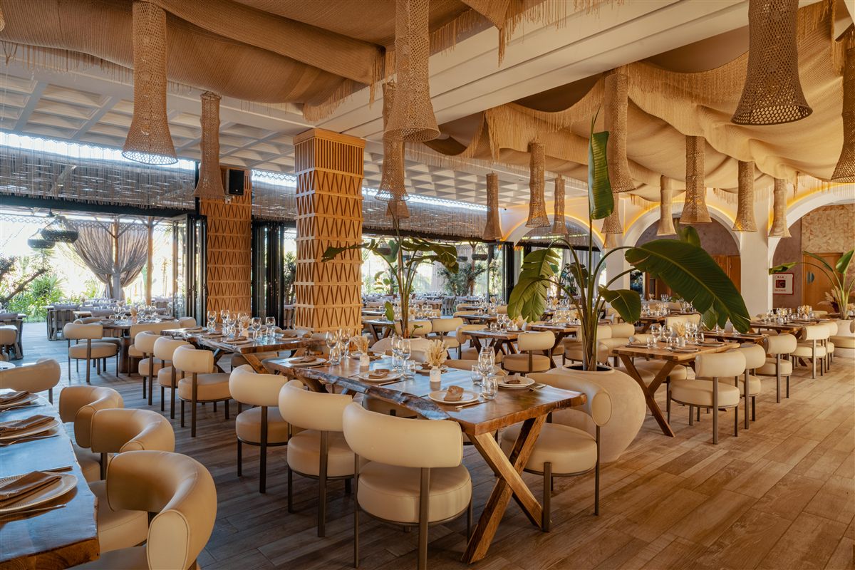 Nommōs Beach — restaurant